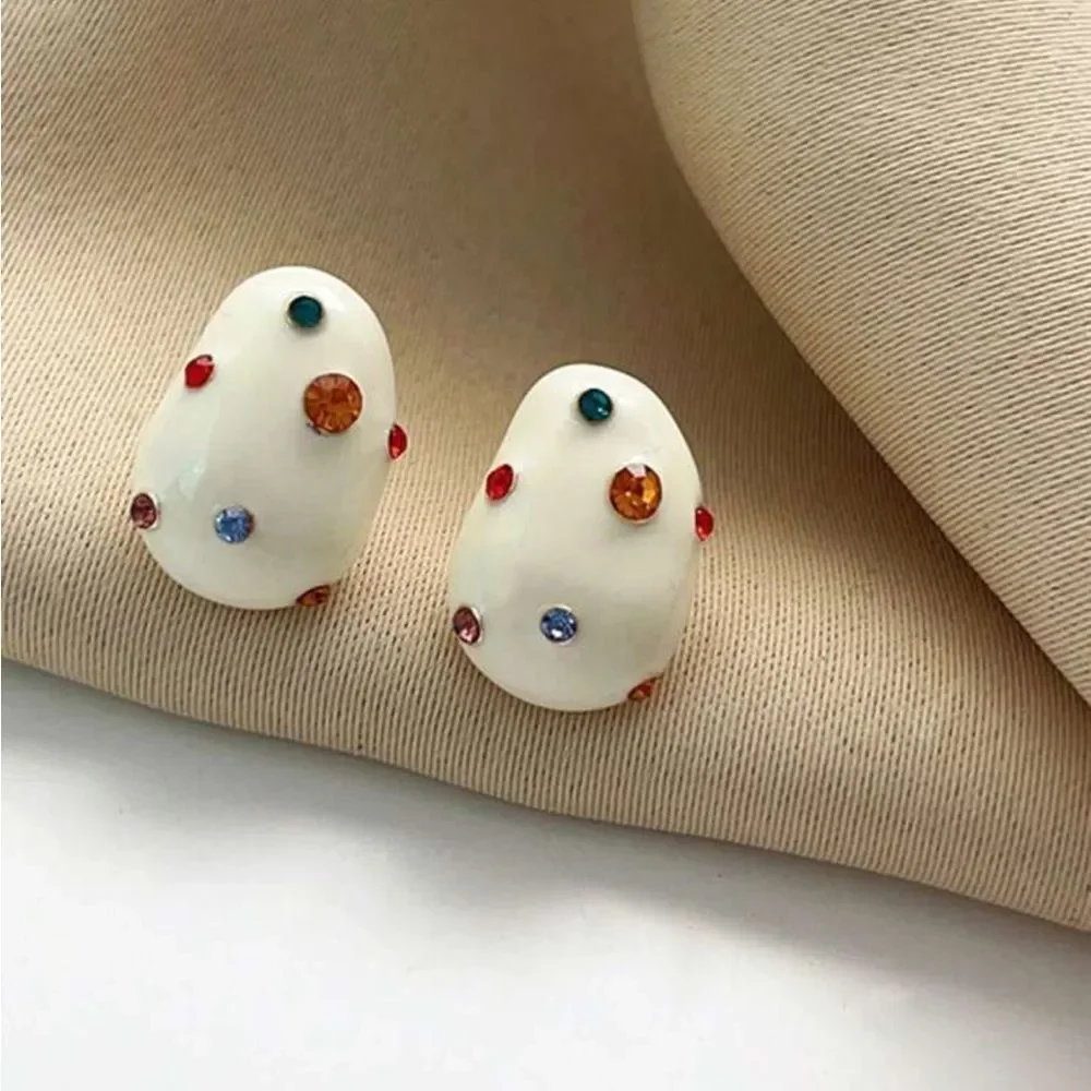 Anthropologie Cream Earrings with Multicolor Stones R291